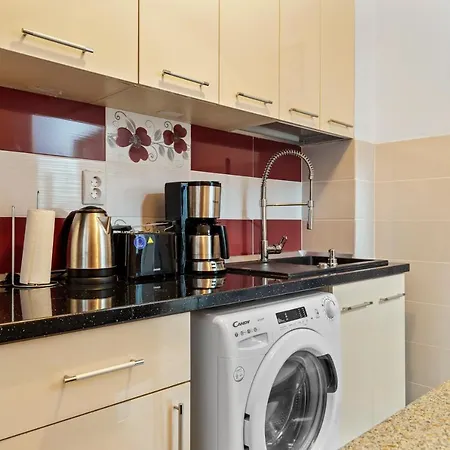 Ultracentral Quiet Modern Studio With Free Parking * Bukarest