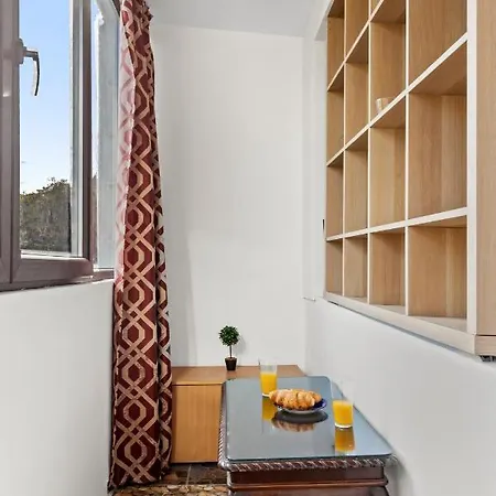 Lejlighed Ultracentral Quiet Modern Studio With Free Parking *
