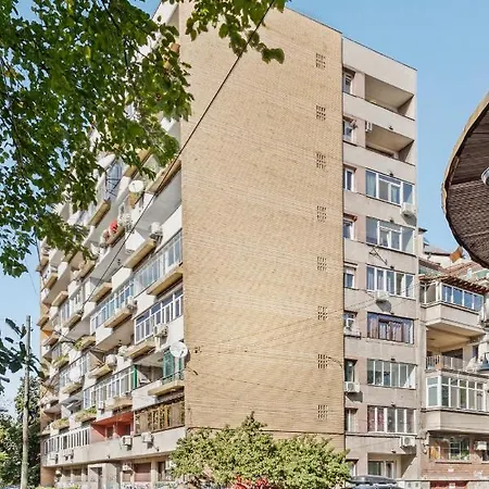 Ultracentral Quiet Modern Studio With Free Parking * Bukarest